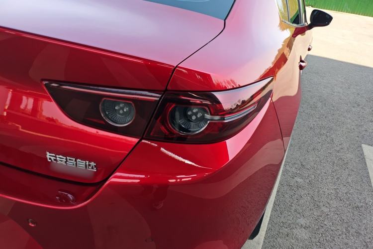 Used Mazda 3 Axela 2020 1.5L Automatic Zhiyue Sunroof Version Right Rear Taillight