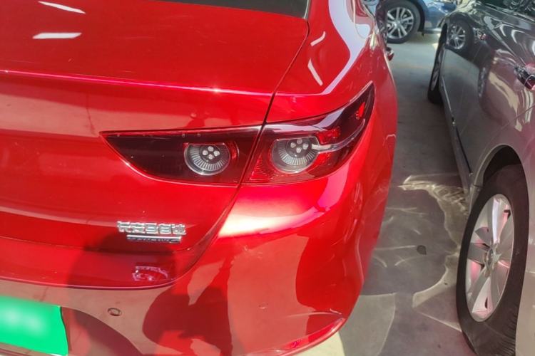 Used Mazda 3 Axela 2020 1.5L Automatic Luxury Version Right Rear Taillight