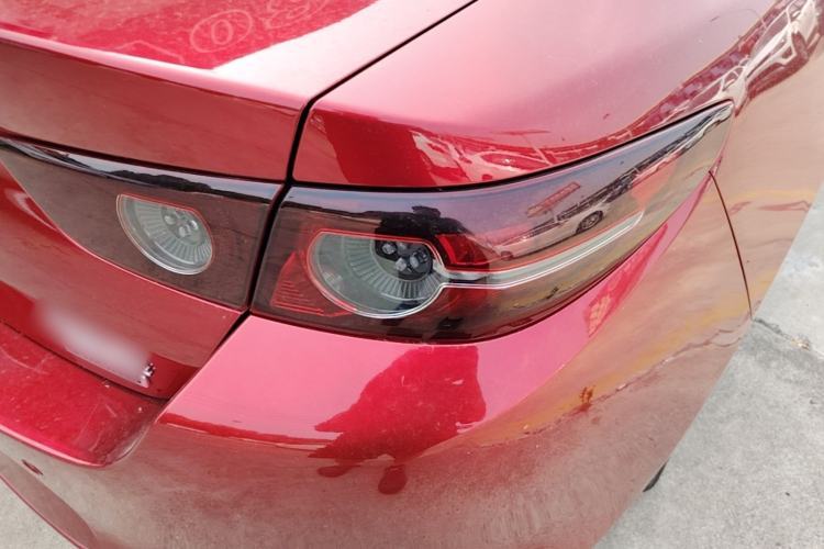 Used Mazda 3 Axela 2020 2.0L Automatic Zhiya Edition Right Rear Taillight