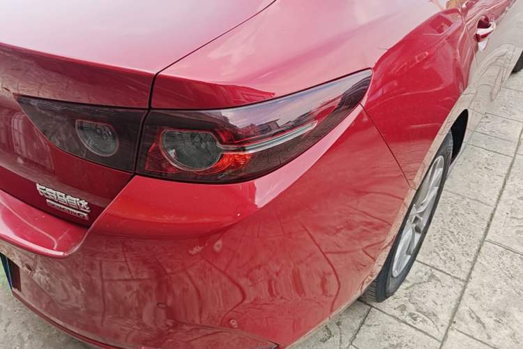 Used Mazda 3 Axela 2020 1.5L Automatic ZhiMei Edition Right Rear Taillight