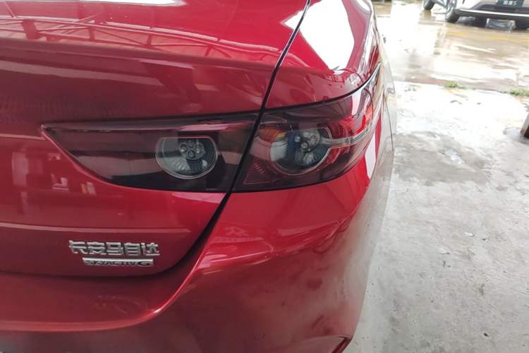 Used Mazda 3 Axela 2020 2.0L Automatic Zhiya Edition Right Rear Taillight