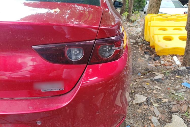 Used Mazda 3 Axela 2020 2.0L Automatic Zhiya Edition Right Rear Taillight