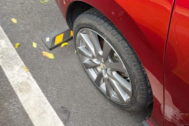 Used Mazda 3 Axela 2020 2.0L Automatic Zhiya Edition Right Rear Wheel Hub