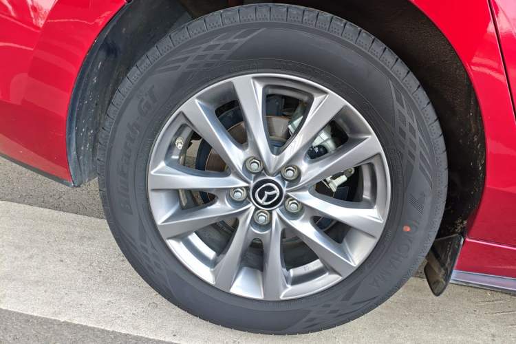 Used Mazda 3 Axela 2020 1.5L Automatic Zhiyue Sunroof Version Right Rear Wheel Hub