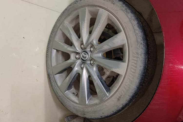 Used Mazda 3 Axela 2020 2.0L Automatic Zhiya Edition Right Rear Wheel Hub