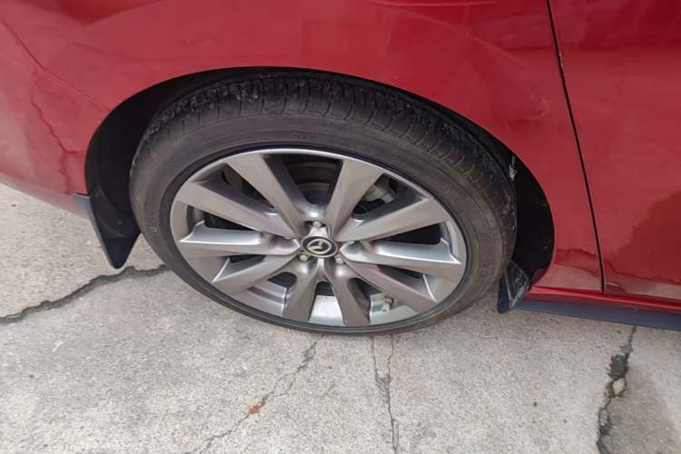 Used Mazda 3 Axela 2020 2.0L Automatic ZhiXuan Edition Right Rear Wheel Hub