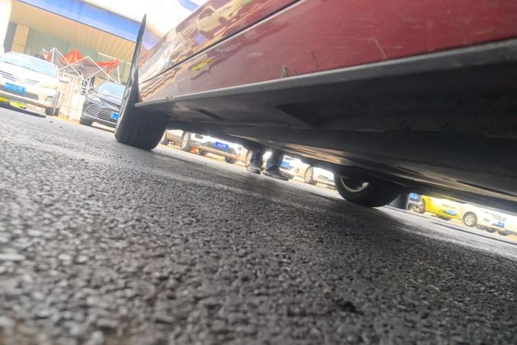 Used Mazda 3 Axela 2020 2.0L Automatic Zhiya Edition Right Side Sill