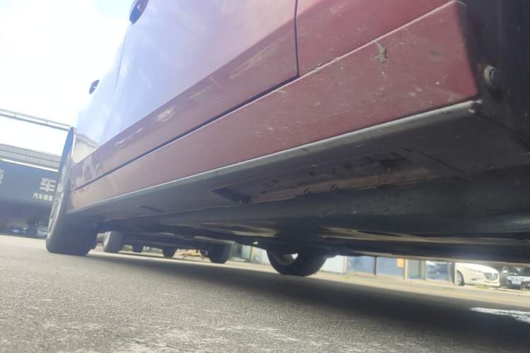 Used Mazda 3 Axela 2020 2.0L Automatic Zhiya Edition Right Side Sill
