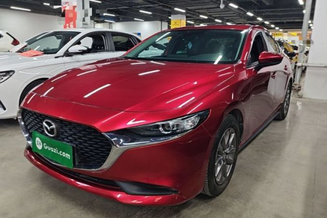 Mazda 3 Axela 2020 1.5L Automatic Luxury Version с пробегом