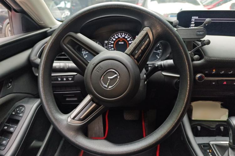 Used Mazda 3 Axela 2020 1.5L Automatic ZhiMei Edition Steering Wheel