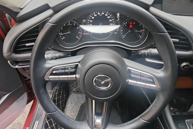 Used Mazda 3 Axela 2020 2.0L Automatic Zhiya Edition Steering Wheel