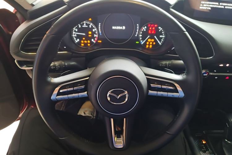 Used Mazda 3 Axela 2020 2.0L X Compression Ignition Prestige Version Steering Wheel