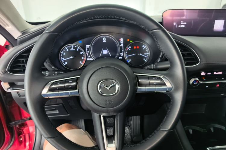 Used Mazda 3 Axela 2020 2.0L Automatic Zhiya Edition Steering Wheel