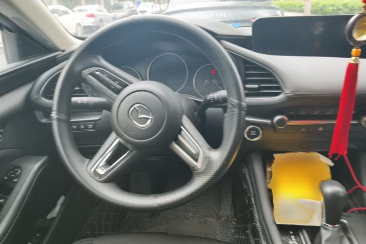 Used Mazda 3 Axela 2020 1.5L Automatic ZhiMei Edition Steering Wheel