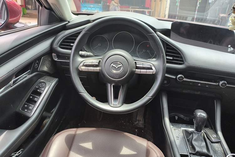 Used Mazda 3 Axela 2020 2.0L Automatic Zhiya Edition Steering Wheel