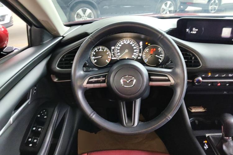 Used Mazda 3 Axela 2020 1.5L Automatic ZhiMei Edition Steering Wheel