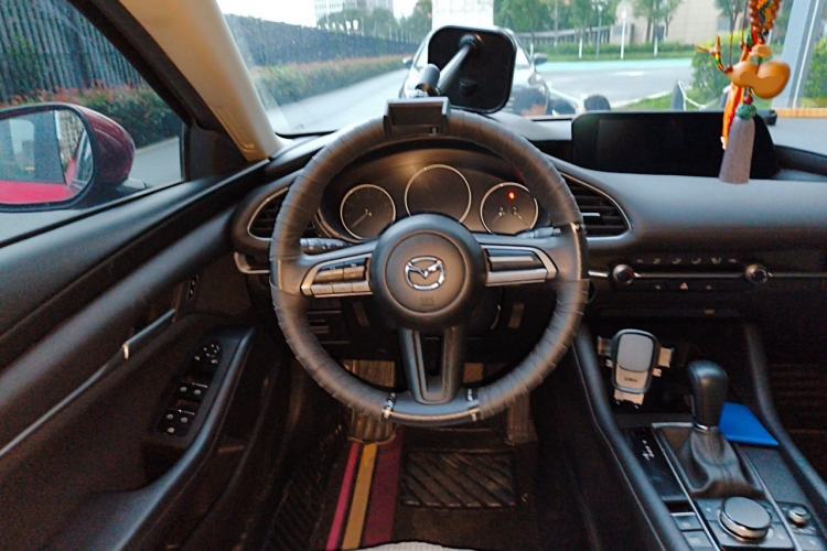 Used Mazda 3 Axela 2020 1.5L Automatic Zhiyue Sunroof Version Steering Wheel
