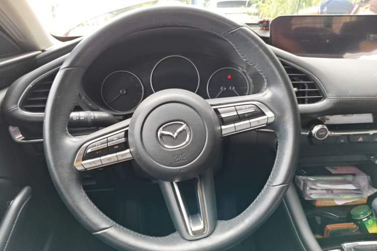 Used Mazda 3 Axela 2020 2.0L Automatic Zhiya Edition Steering Wheel