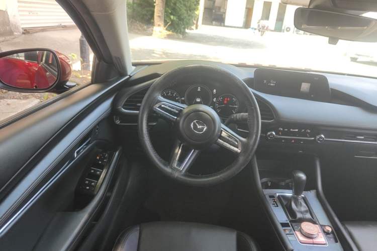 Used Mazda 3 Axela 2020 2.0L Automatic Zhiya Edition Steering Wheel