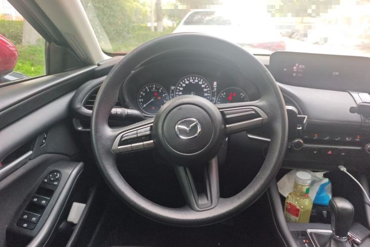 Used Mazda 3 Axela 2020 1.5L Automatic ZhiMei Edition Steering Wheel
