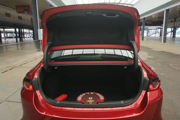 Used Mazda 3 Axela 2020 2.0L Automatic Zhiya Edition Trunk
