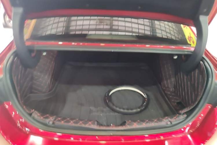 Used Mazda 3 Axela 2020 2.0L X Compression Ignition Prestige Version Trunk
