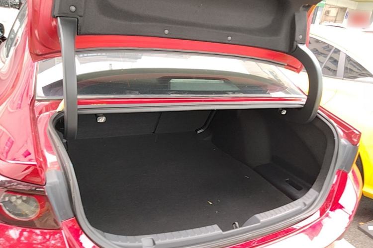 Used Mazda 3 Axela 2020 2.0L Automatic Zhiya Edition Trunk