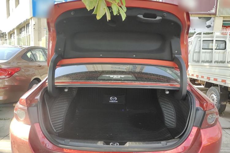 Used Mazda 3 Axela 2020 2.0L Automatic Zhiya Edition Trunk