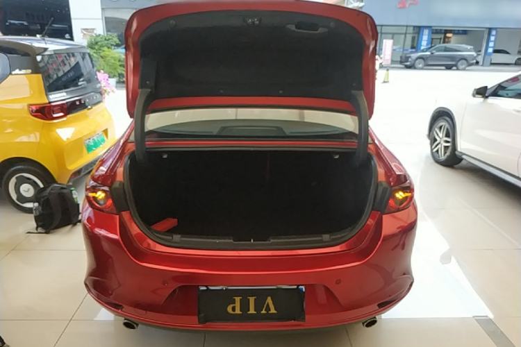 Used Mazda 3 Axela 2020 2.0L Automatic ZhiXuan Edition Trunk
