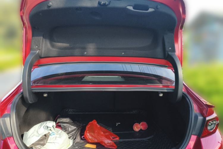 Used Mazda 3 Axela 2020 1.5L Manual ZhiMei Edition Trunk