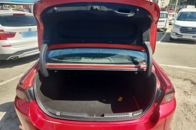 Used Mazda 3 Axela 2020 2.0L Automatic Zhiya Edition Trunk