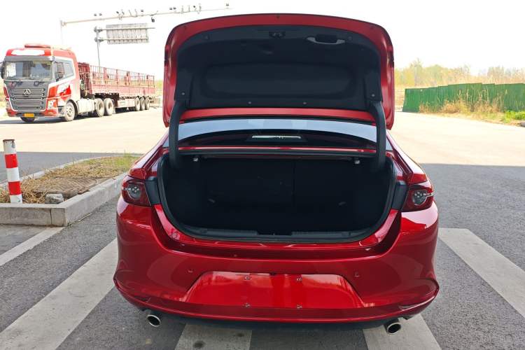 Used Mazda 3 Axela 2020 1.5L Automatic Zhiyue Sunroof Version Trunk