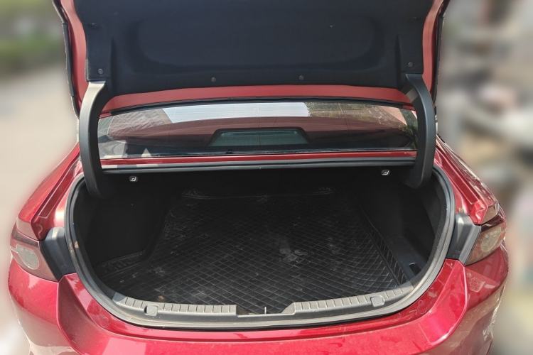 Used Mazda 3 Axela 2020 2.0L Automatic Zhiya Edition Trunk