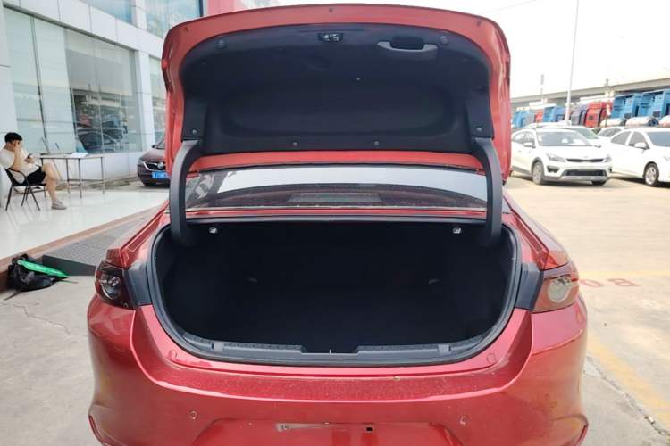 Used Mazda 3 Axela 2020 2.0L Automatic Zhiya Edition Trunk