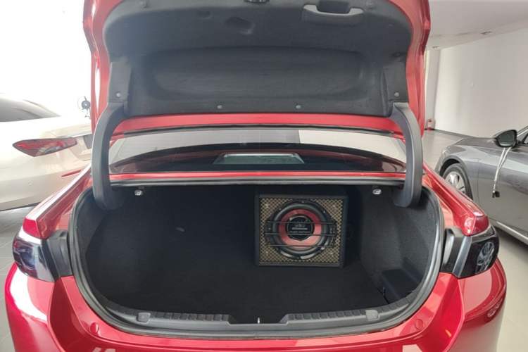 Used Mazda 3 Axela 2020 2.0L Automatic Zhiya Edition Trunk