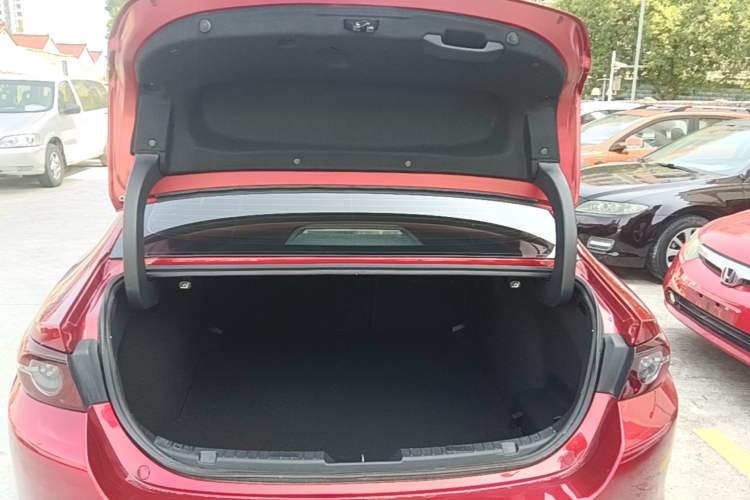 Used Mazda 3 Axela 2020 1.5L Automatic Zhiyue Sunroof Version Trunk