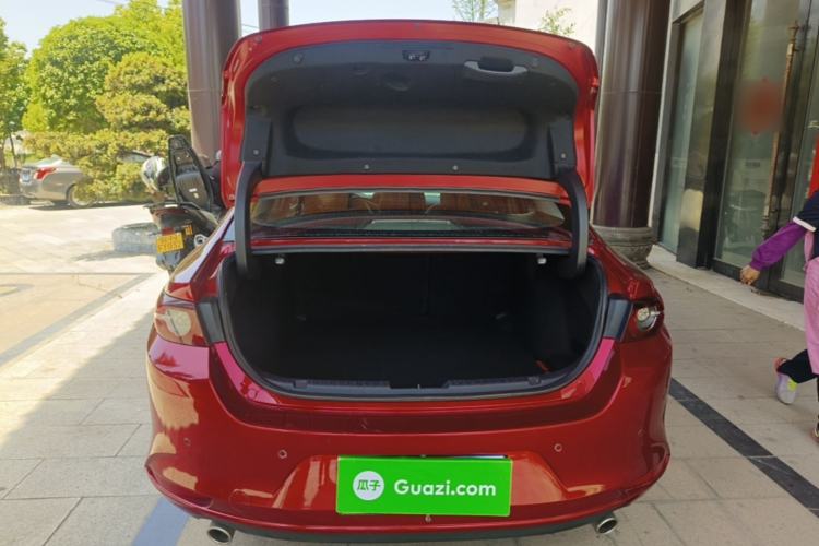 Used Mazda 3 Axela 2020 1.5L Automatic Luxury Version Trunk