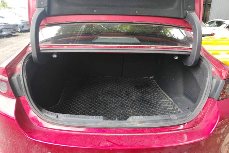 Used Mazda 3 Axela 2020 2.0L Automatic Zhiya Edition Trunk