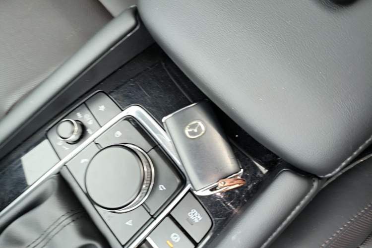 Used Mazda 3 Axela 2020 2.0L Automatic Zhiya Edition Vehicle Key