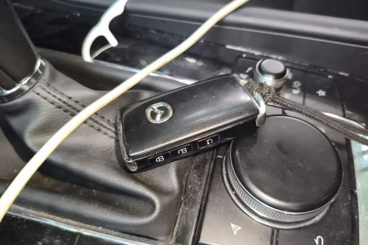 Used Mazda 3 Axela 2020 2.0L Automatic Zhiya Edition Vehicle Key