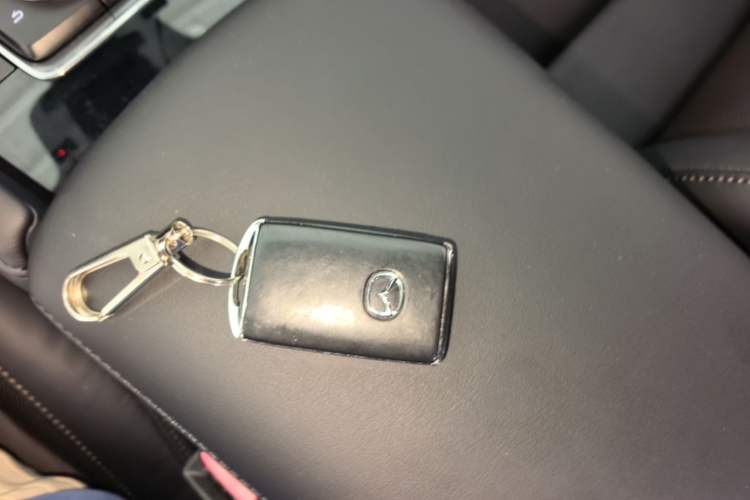 Used Mazda 3 Axela 2020 2.0L Automatic Zhiya Edition Vehicle Key