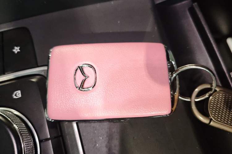 Used Mazda 3 Axela 2020 1.5L Automatic Luxury Version Vehicle Key