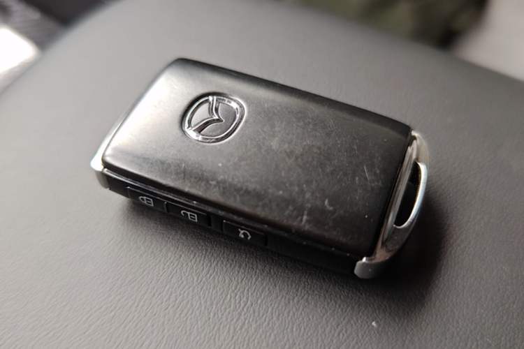 Used Mazda 3 Axela 2020 1.5L Automatic Luxury Version Vehicle Key