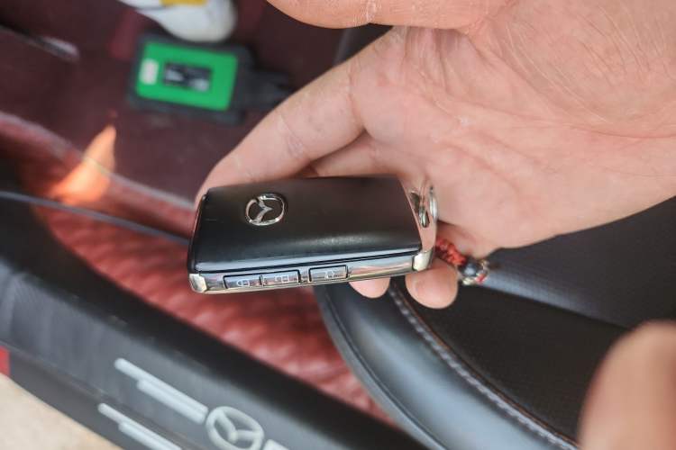 Used Mazda 3 Axela 2020 2.0L Automatic Zhiya Edition Vehicle Key