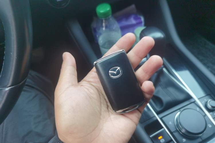 Used Mazda 3 Axela 2020 2.0L Automatic Zhiya Edition Vehicle Key