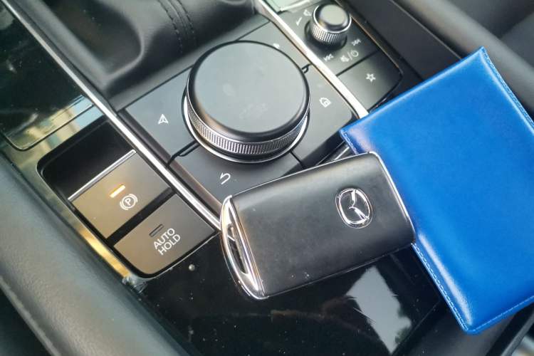 Used Mazda 3 Axela 2020 2.0L Automatic Zhiya Edition Vehicle Key