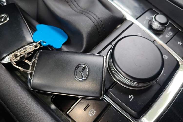 Used Mazda 3 Axela 2020 2.0L Automatic Zhiya Edition Vehicle Key