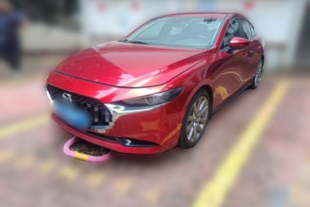 Mazda 3 Axela 2020 2.0L Automatic ZhiXuan Edition d’occasion