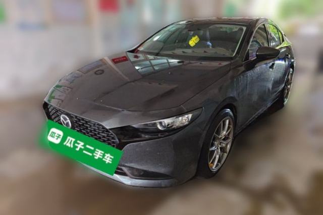 Used Mazda 3 Axela 2020 1.5L Automatic Luxury Version