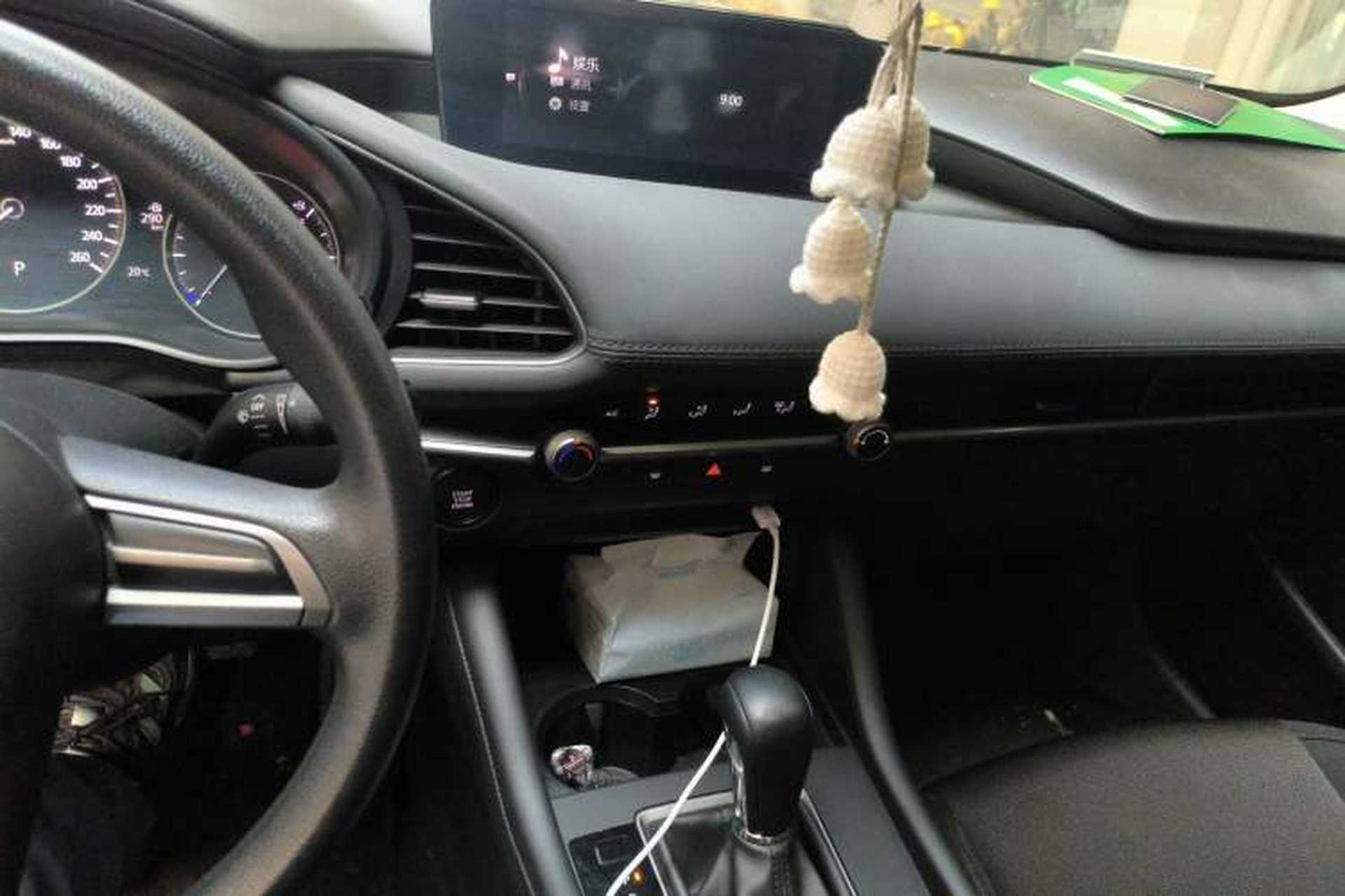 Used Mazda 3 Axela 2020 1.5L Automatic ZhiMei Edition Audio And AC Panel